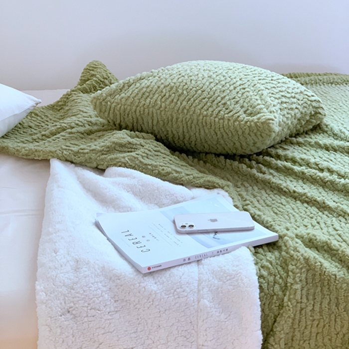 91家纺网 家纺一手货源 找家纺 昔可家纺 2023云朵绒毯 松叶绿