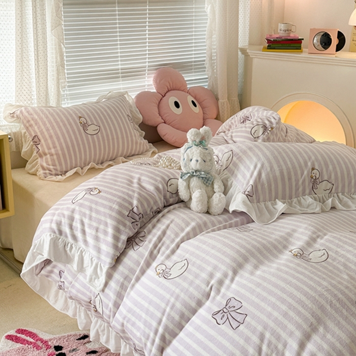 91家纺网 家纺一手货源 找家纺 昔可家纺 2023新款花边款牛奶绒四件套 芭蕾天鹅