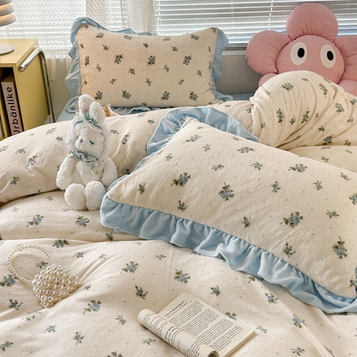 91家纺网 家纺一手货源 找家纺 昔可家纺 2023新款花边款牛奶绒四件套 西西里碎花