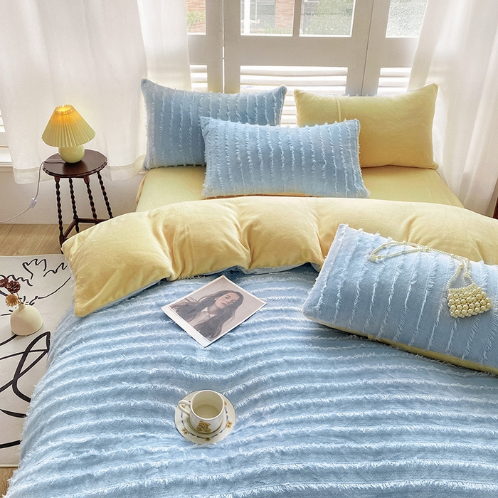 91家纺网 家纺一手货源 找家纺 吾诺家居 2023新款保暖流苏绒牛奶绒四件套 流苏浅蓝