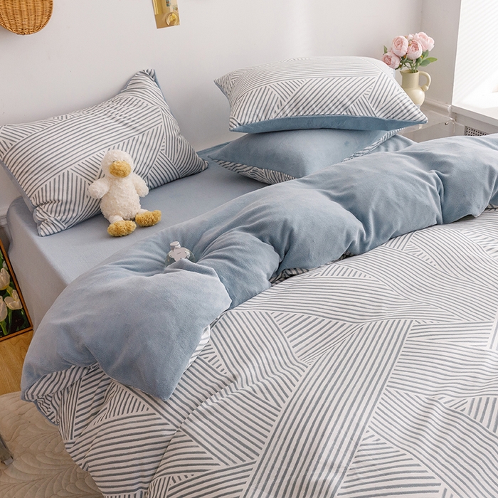 91家纺网 家纺一手货源 找家纺 麦伦家居 2023秋冬新品多功能床品全棉加牛奶绒四件套 律动灰绿-棉绒