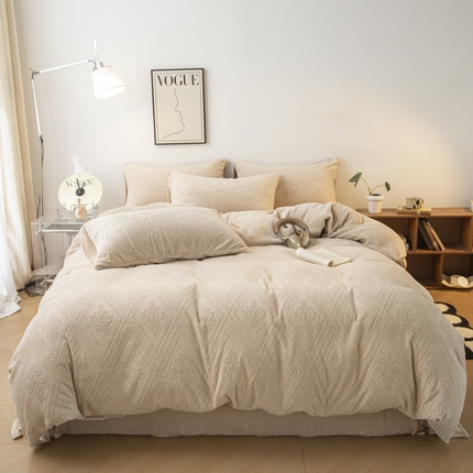 寐眠 2023新款牛奶绒剪花四件套（菱格） 浅咖纯色