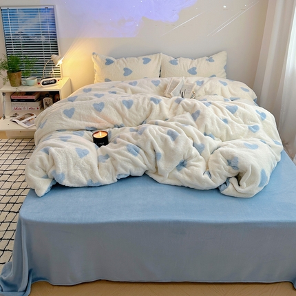 雅居纺家纺 2023新款兔毛印花牛奶绒四件套 爱心-蓝