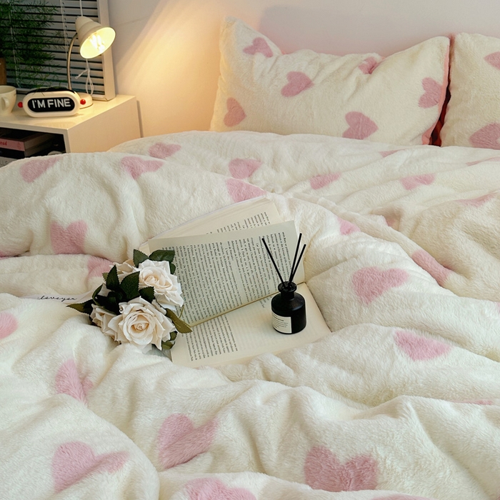 91家纺网 家纺一手货源 找家纺 （总）雅居纺家纺 2023新款兔毛印花牛奶绒四件套