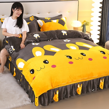 91家纺网 家纺一手货源 找家纺 （总）爱洛 2023新款高克重印花牛奶绒四件套金貂绒四件套