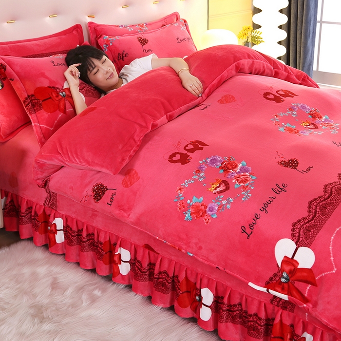 91家纺网 家纺一手货源 找家纺 爱洛 2023新款高克重印花牛奶绒四件套金貂绒四件套 爱情故事