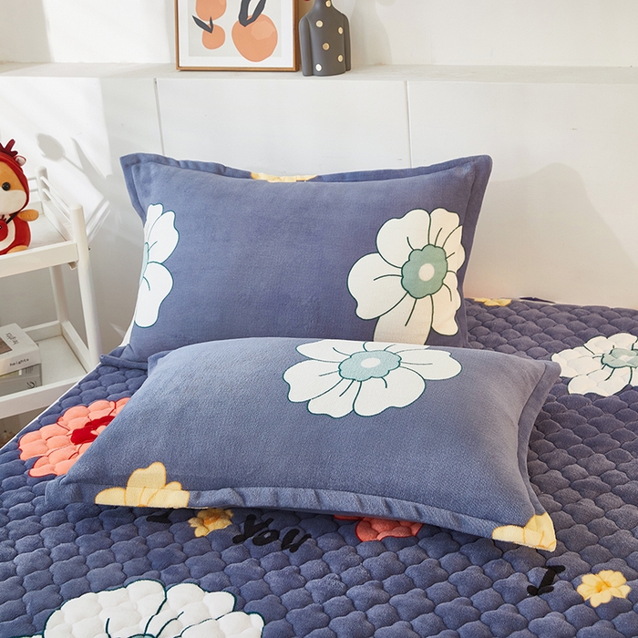 91家纺网 家纺一手货源 找家纺 米柳家纺 2023直播爆款牛奶绒夹棉床笠 繁花