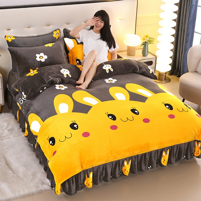 91家纺网 家纺一手货源 找家纺 爱洛 2023新款高克重印花牛奶绒四件套金貂绒四件套 萌萌兔