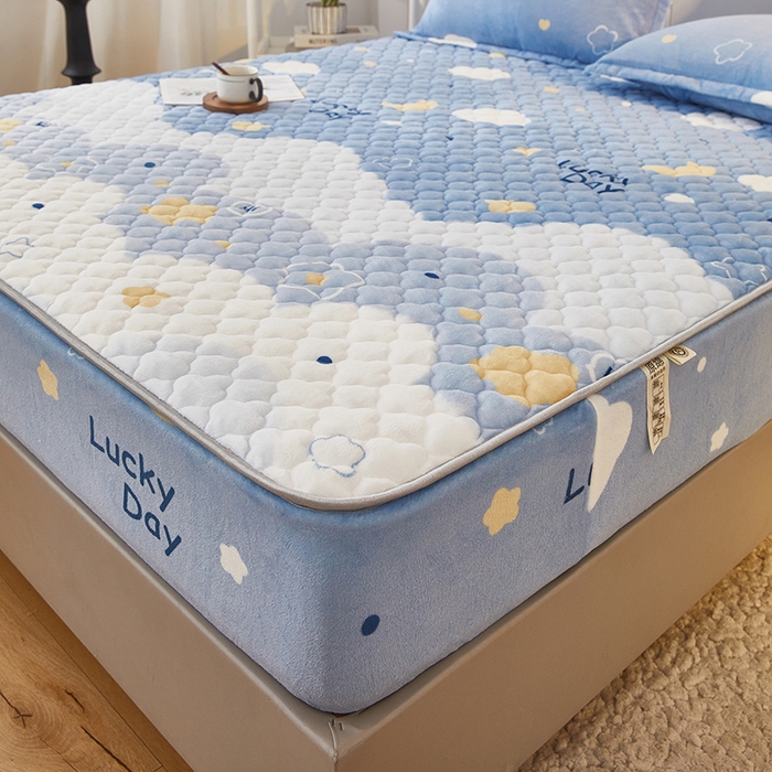 91家纺网 家纺一手货源 找家纺 米柳家纺 2023直播爆款牛奶绒夹棉床笠 云海