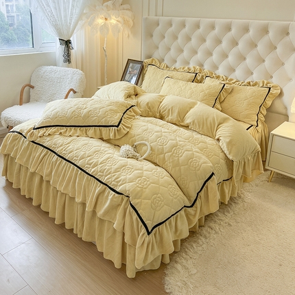 91家纺网 家纺一手货源 找家纺 （总）网红馆 2025新款高克重加厚保暖牛奶绒法式大花边四件套-眷恋