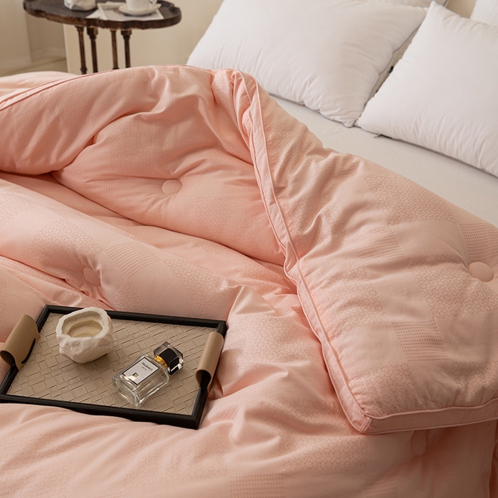 91家纺网 家纺一手货源 找家纺 伊被源 2023秋冬新款60全棉提花仪征棉 被子被芯 玉色