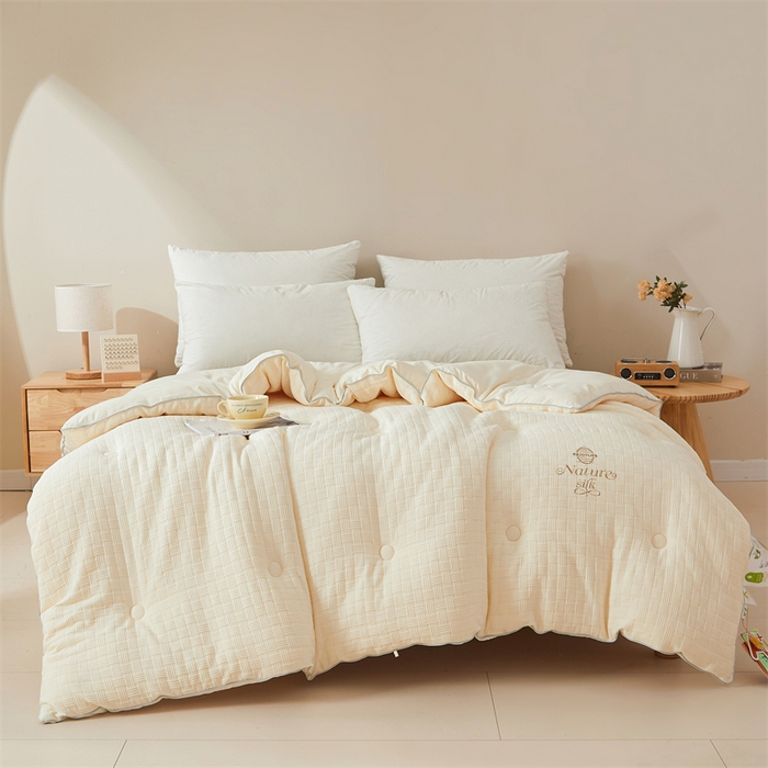 91家纺网 家纺一手货源 找家纺 伊被源 2023秋冬新款A类黄金蚕蛹蛋白被 被子被芯---华夫格针织 白色