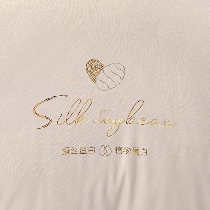 91家纺网 家纺一手货源 找家纺 2023秋冬新款A类压花蚕蛹蛋白被 被子被芯 灰色