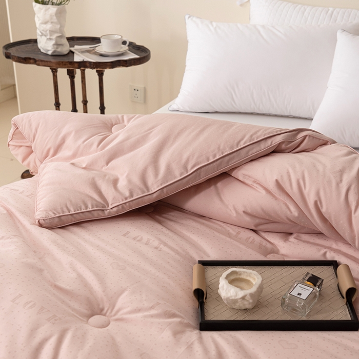 91家纺网 家纺一手货源 找家纺 伊被源 2023秋冬新款80支全棉提花仪征棉 被子被芯 豆沙