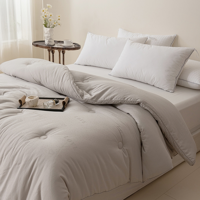 91家纺网 家纺一手货源 找家纺 （总）伊被源 2023秋冬新款80支全棉提花仪征棉 被子被芯