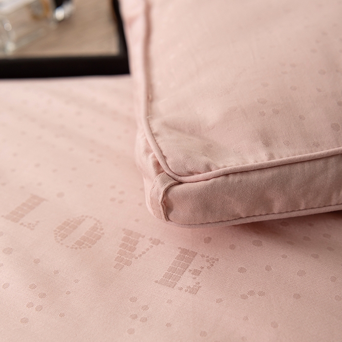 91家纺网 家纺一手货源 找家纺 伊被源 2023秋冬新款80支全棉提花仪征棉 被子被芯 豆沙