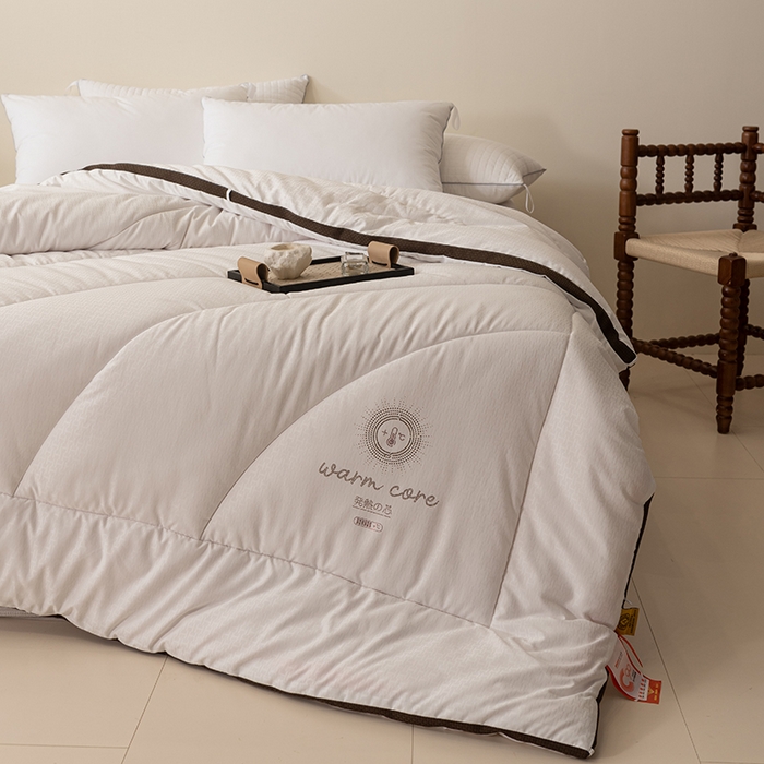 91家纺网 家纺一手货源 找家纺 （总）伊被源 2023年新款A类提花c90自热碳纤维纳米被