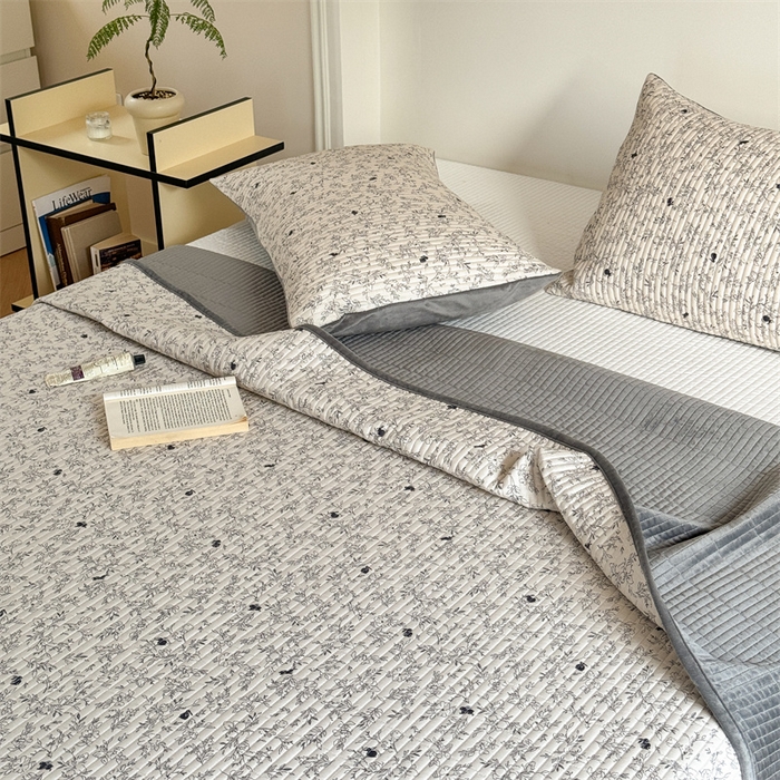 91家纺网 家纺一手货源 找家纺 星期八 2023新款棉加绒床盖三件套 莱茵