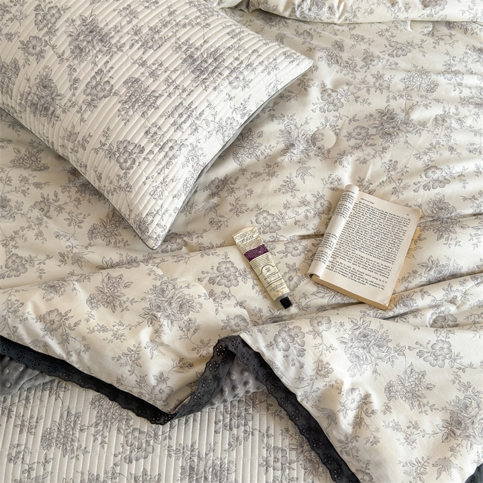 91家纺网 家纺一手货源 找家纺 （总）星期八 2023新款全棉花边豆豆被