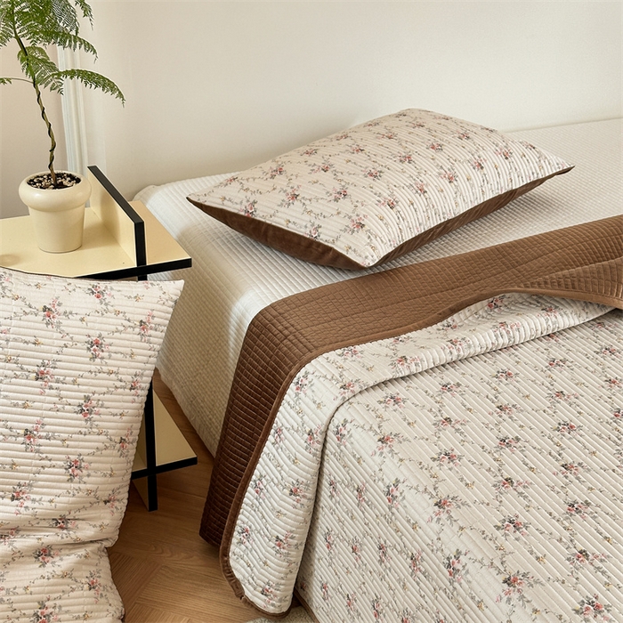 91家纺网 家纺一手货源 找家纺 星期八 2023新款棉加绒床盖三件套 秘密花园