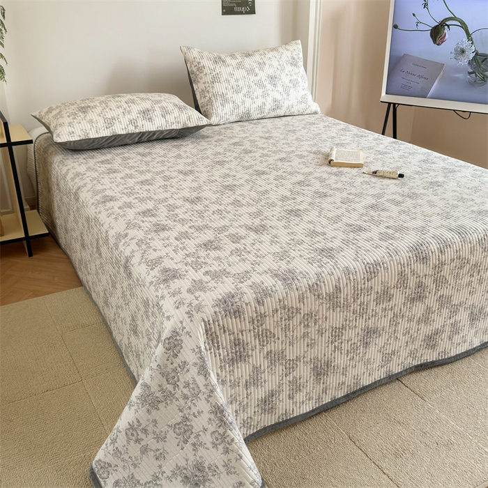 91家纺网 家纺一手货源 找家纺 （总）星期八 2023新款棉加绒床盖三件套