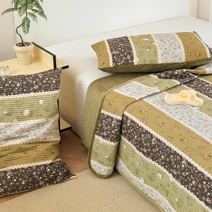 91家纺网 家纺一手货源 找家纺 星期八 2023新款棉加绒床盖三件套 玫瑰花园