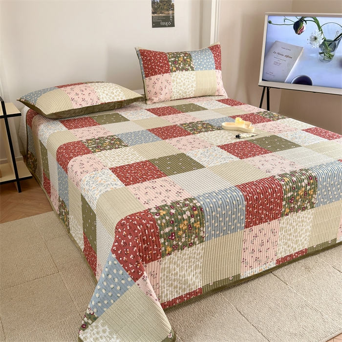 91家纺网 家纺一手货源 找家纺 星期八 2023新款棉加绒床盖三件套 百福