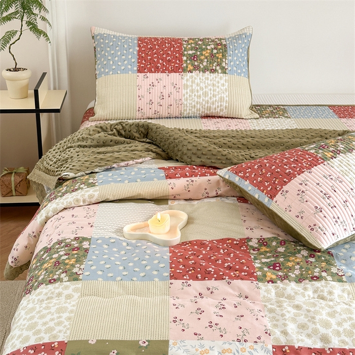 91家纺网 家纺一手货源 找家纺 星期八 2023新款全棉花边豆豆被 百福