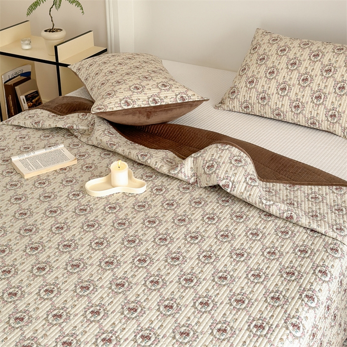 91家纺网 家纺一手货源 找家纺 星期八 2023新款棉加绒床盖三件套 丁香