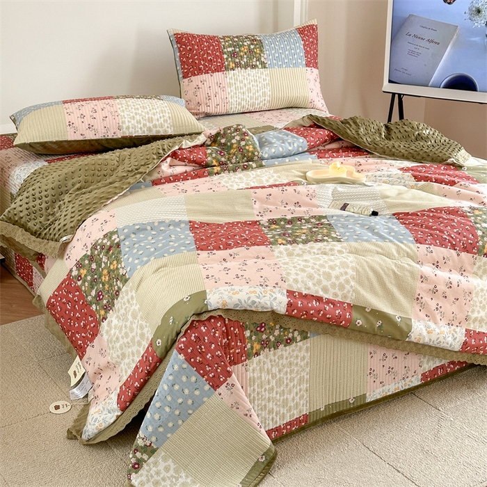 91家纺网 家纺一手货源 找家纺 星期八 2023新款全棉花边豆豆被 百福