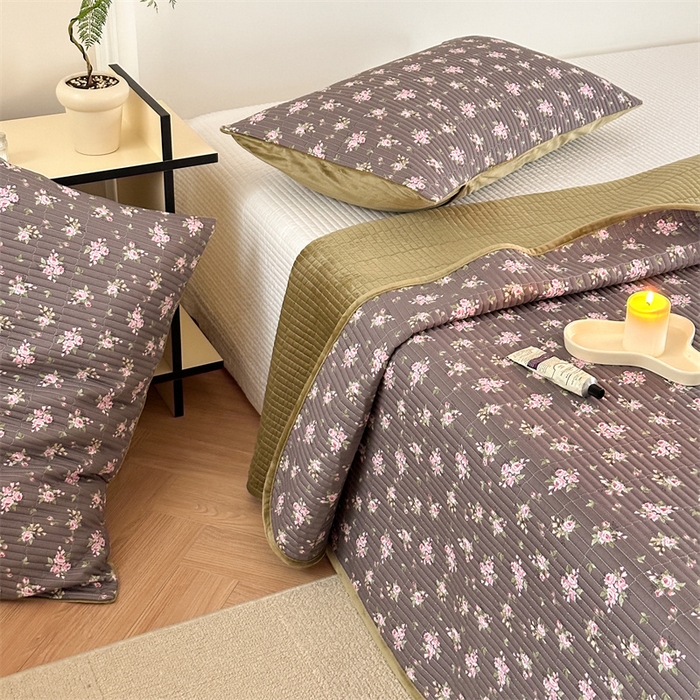 91家纺网 家纺一手货源 找家纺 星期八 2023新款棉加绒床盖三件套 紫苏