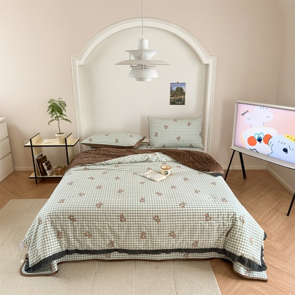 星期八 2023新款全棉花边豆豆被 格子熊