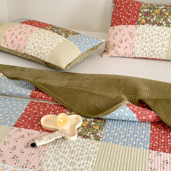 91家纺网 家纺一手货源 找家纺 星期八 2023新款棉加绒床盖三件套 百福