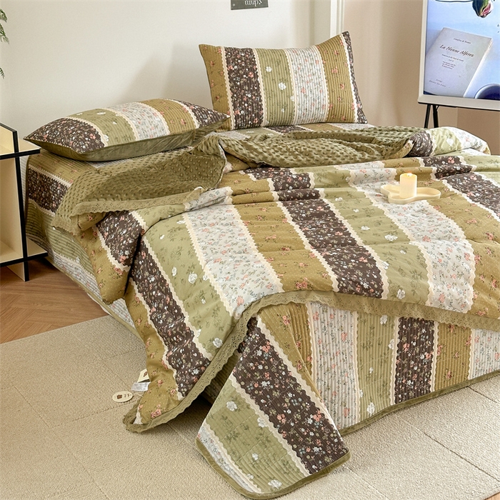 91家纺网 家纺一手货源 找家纺 星期八 2023新款全棉花边豆豆被 玫瑰花园