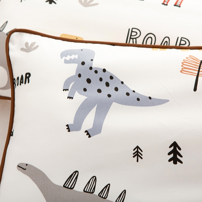 91家纺网 家纺一手货源 找家纺 萌番宝 2023新款全棉儿童60支枕芯枕套午睡枕A类双面枕 霸王龙