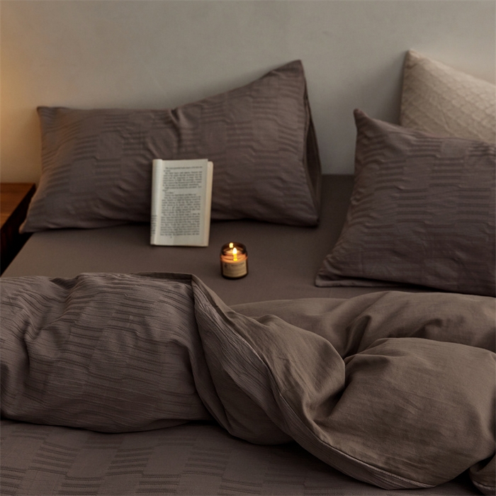 91家纺网 家纺一手货源 找家纺 梦享生活家居 2023新款提花四件套-侘寂风 肌理纹-咖色