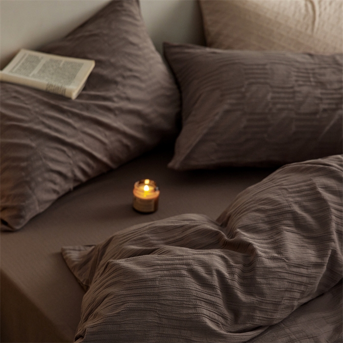 91家纺网 家纺一手货源 找家纺 梦享生活家居 2023新款提花四件套-侘寂风 肌理纹-咖色