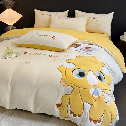 家居1号 2024新款牛奶绒龙龙贴布绣四件套 黄龙芭比