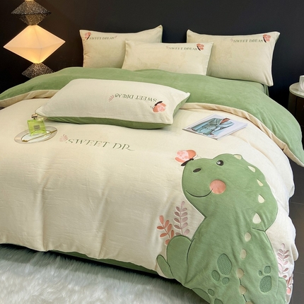家居1号 2024新款牛奶绒龙龙贴布绣四件套 绿龙豆豆