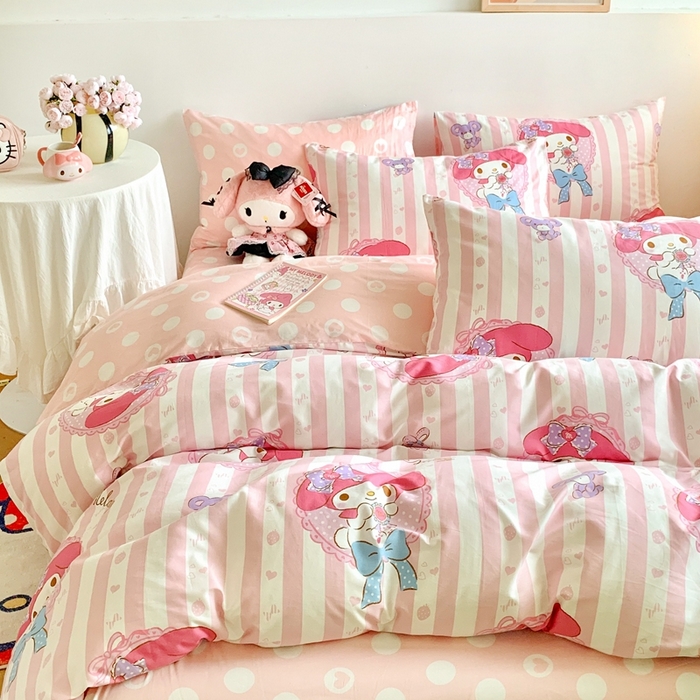 91家纺网 家纺一手货源 找家纺 朵希曼 2025新款全棉三丽鸥卡通印花系列四件套 甜甜美乐蒂