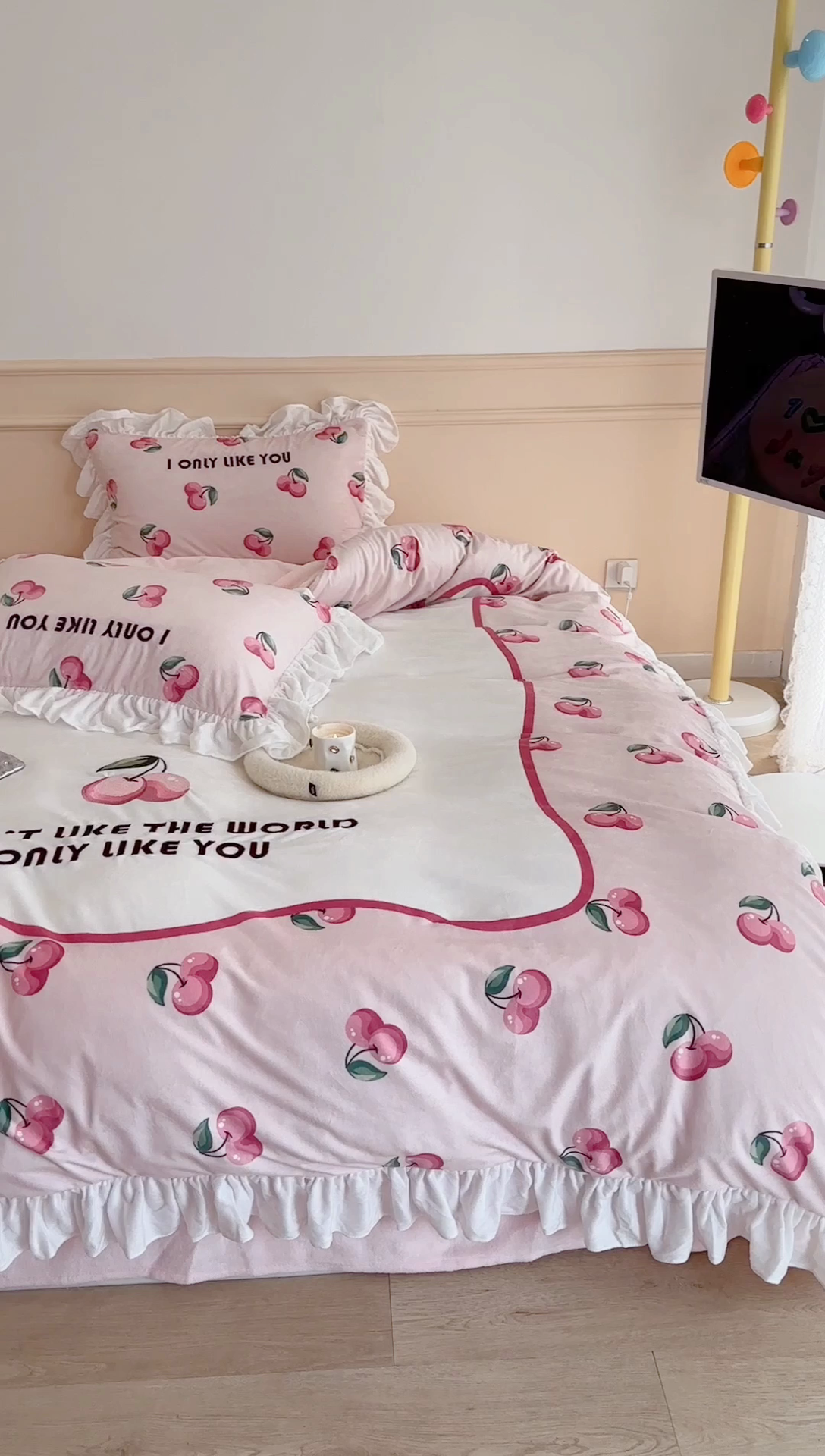 91家纺网 家纺一手货源 找家纺 （总）昔可家纺 2023新款花边绣花牛奶绒四件套