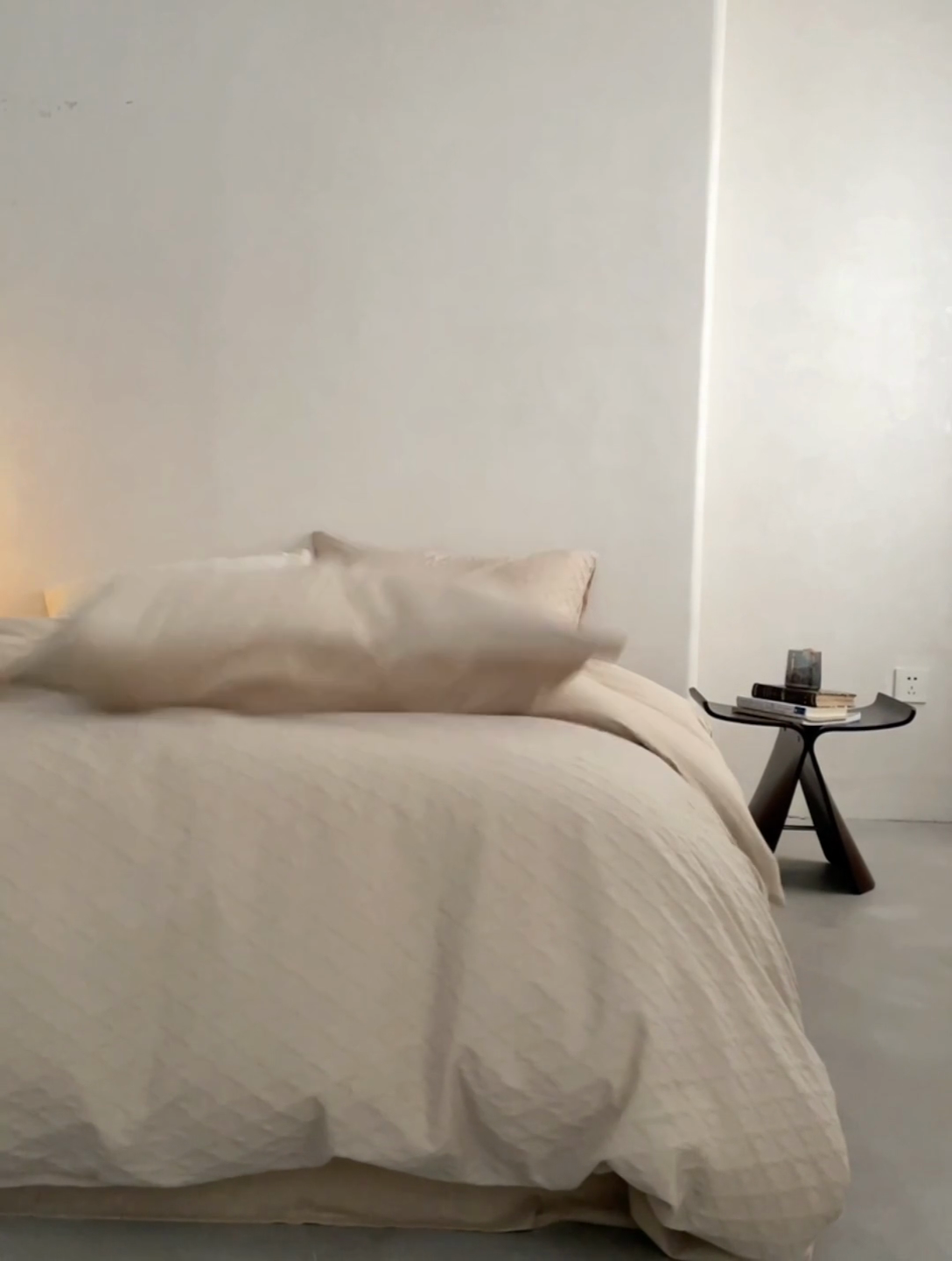 91家纺网 家纺一手货源 找家纺 梦享生活家居 2023新款提花四件套-侘寂风 肌理纹-米