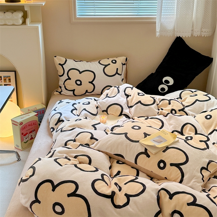 91家纺网 家纺一手货源 找家纺 时年家纺 2023新款牛奶绒印花系列套件 简约风格 露娜-米