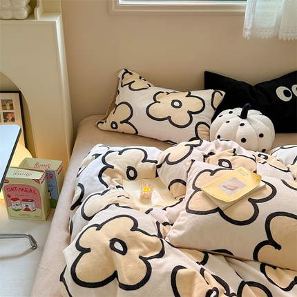 91家纺网 家纺一手货源 找家纺 （总）时年家纺 2023新款牛奶绒印花系列套件 简约风格