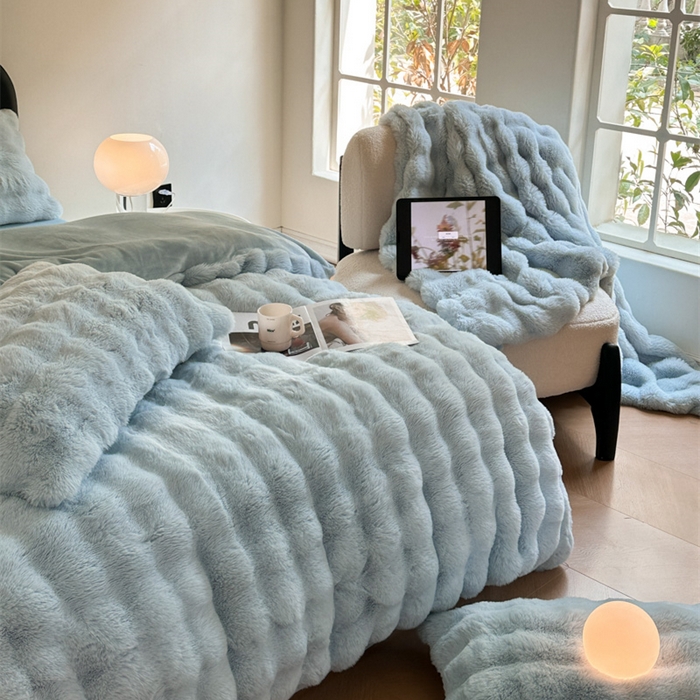 91家纺网 家纺一手货源 找家纺 梦柏家纺 2023新款大兔绒四件套 海蓝