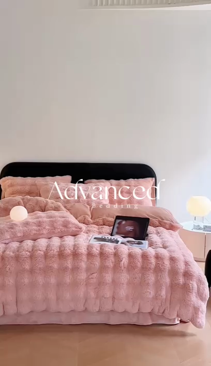 91家纺网 家纺一手货源 找家纺 梦柏家纺 2023新款大兔绒四件套 豆沙