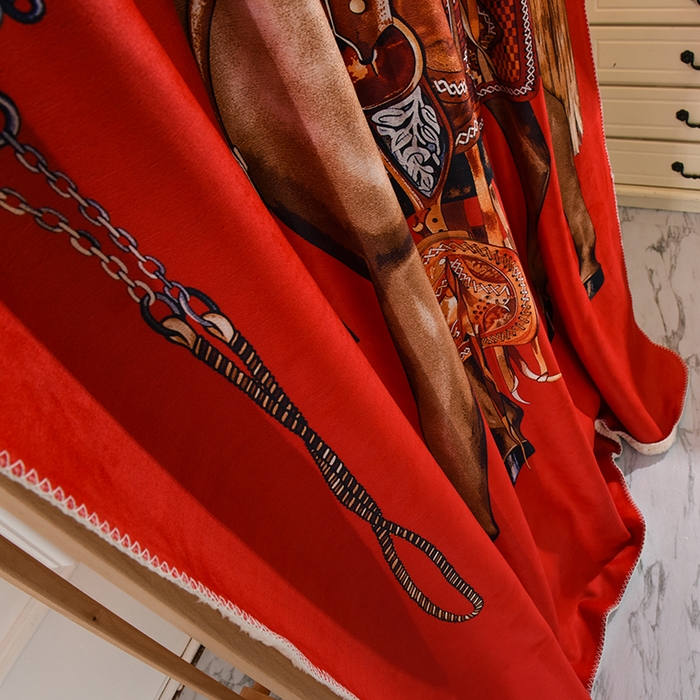 91家纺网 家纺一手货源 找家纺 爵仕家纺 2023新款羊羔绒毯宫廷风骏马系列 红马