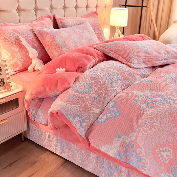 91家纺网 家纺一手货源 找家纺 畅畅家纺 2024新款高克重8斤加厚牛奶绒6D雕花绒印花水晶绒金貂绒法莱绒四件套 菲欧娜-玉