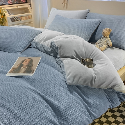 91家纺网 家纺一手货源 找家纺 （总）如一 2024新款立体雕花牛奶绒四件套单品-单被套