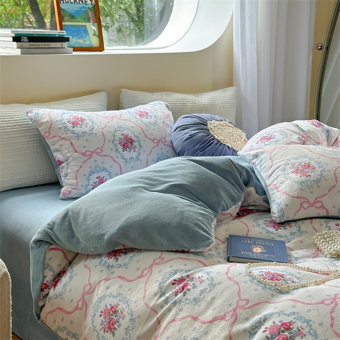 91家纺网 家纺一手货源 找家纺 2023新款牛奶绒印花系列套件 花卉风格 伊莎